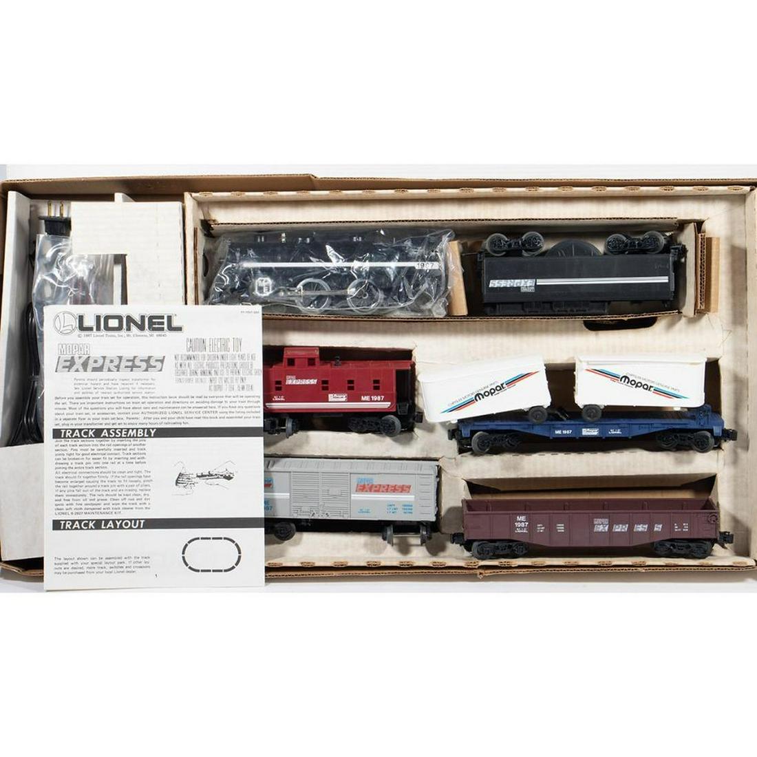 Lionel 6-11757 Mopar Express custom set for Mopar. (1 of 5)