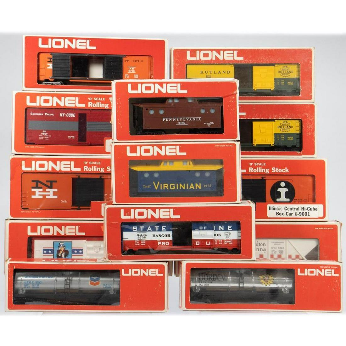 Lionel 13 Freight Cars: 6-9153, 6-9154, 6-9175, 6-9605, (1 of 5)