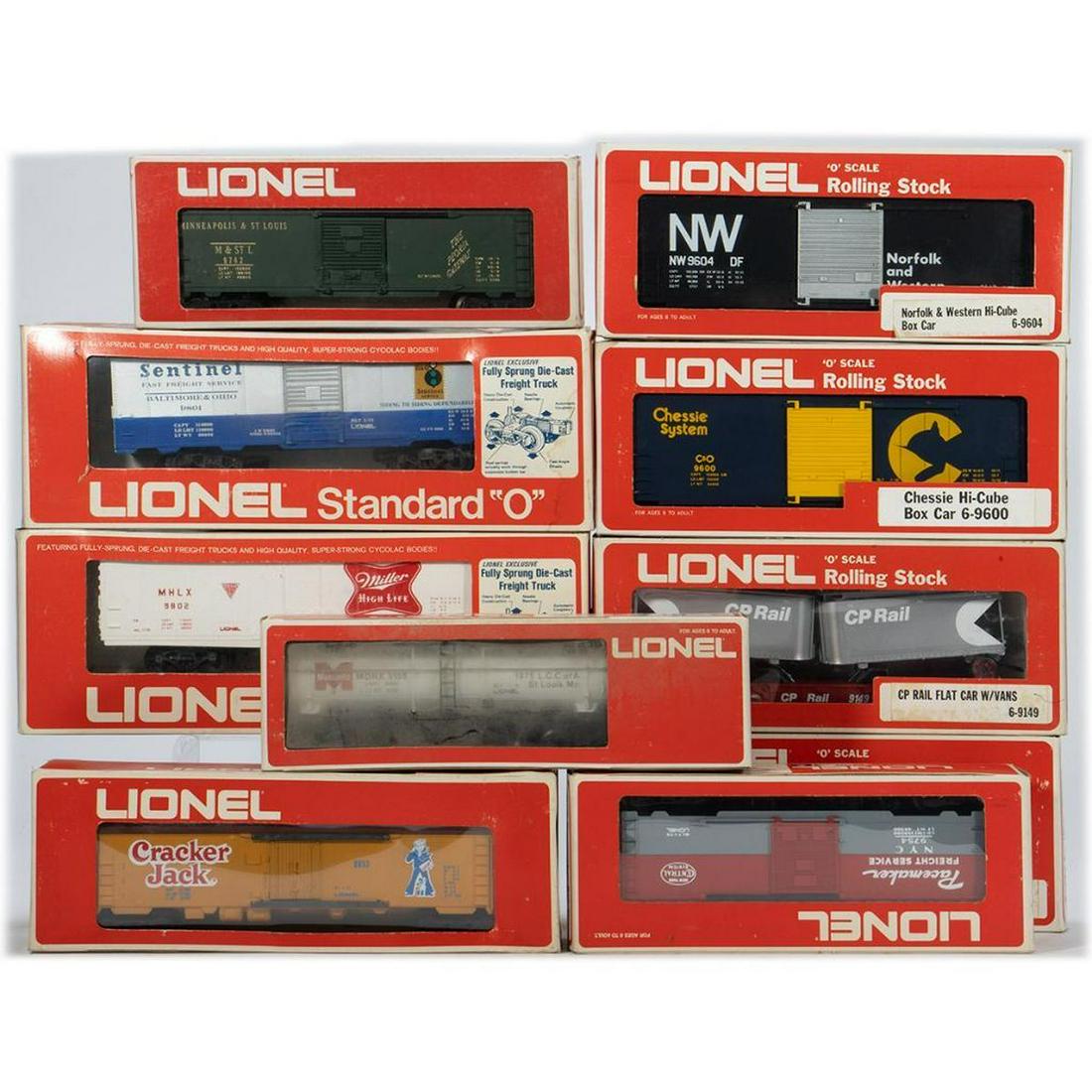 Lionel 10 Freight Cars (1 of 5)
