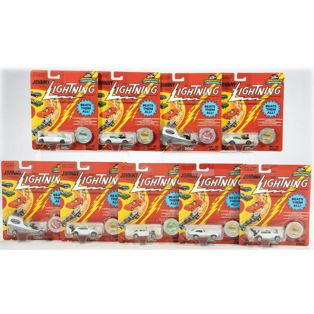 (15) Johnny Lightning Challengers w/Token "A Bonus !" Series E and F: On unopened original cards. (1 of 7)