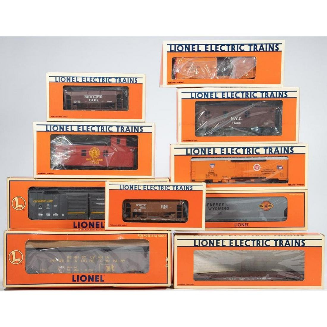 Lionel 10 Freight Cars: 6-6116; 6-17600; 6-19808; 6-16813; 6-17601; 6-17898; 6-6521; 6-19321; (1 of 5)