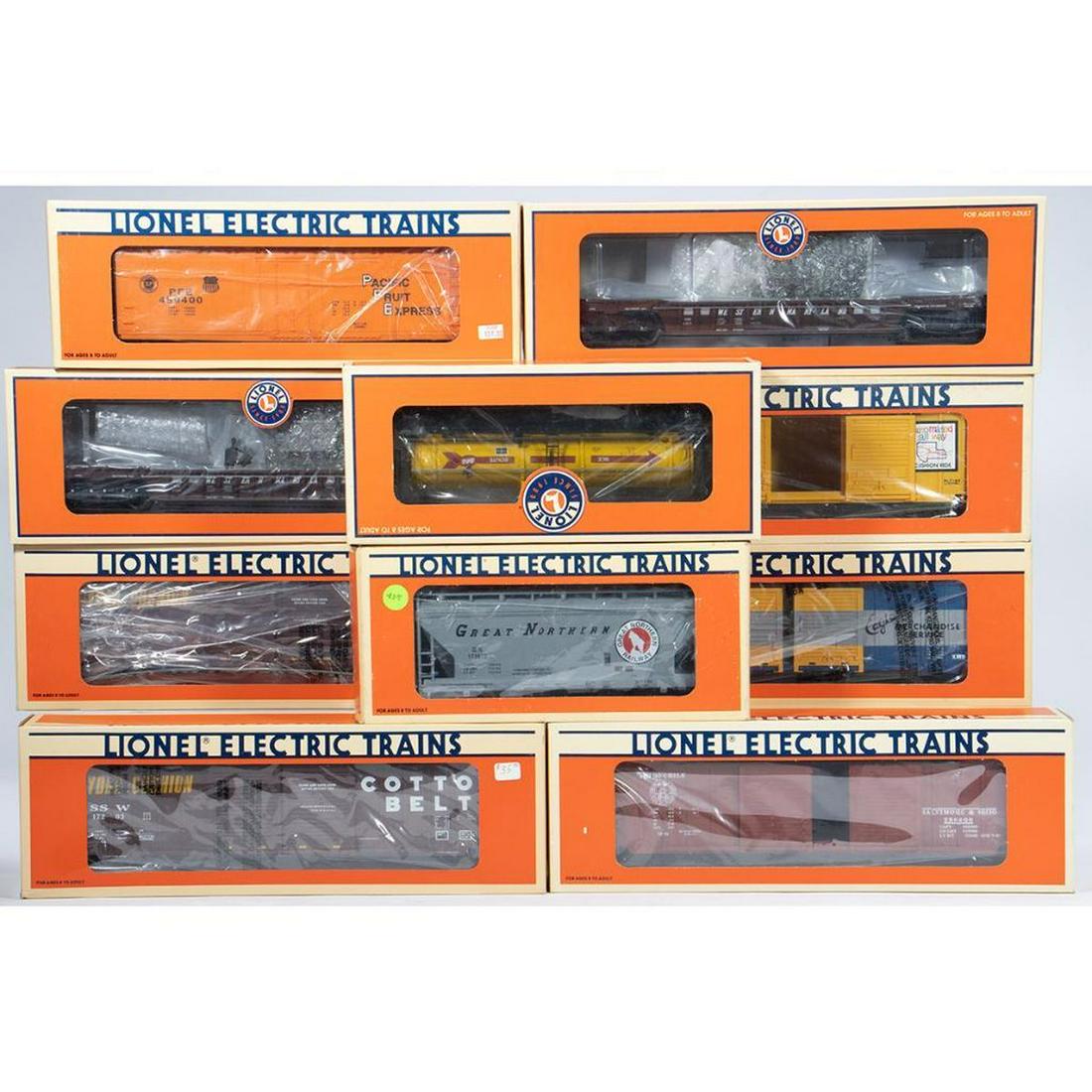 Lionel 10 Freight Cars: 6-52234; 6-52234; 6-17305; 6-17204; 6-17203; 6-17007; 6-52231; 6-17203; (1 of 5)