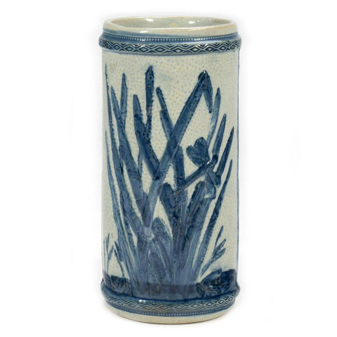 Minnesota Old Sleepy Eye Stoneware Vase (1 of 3)
