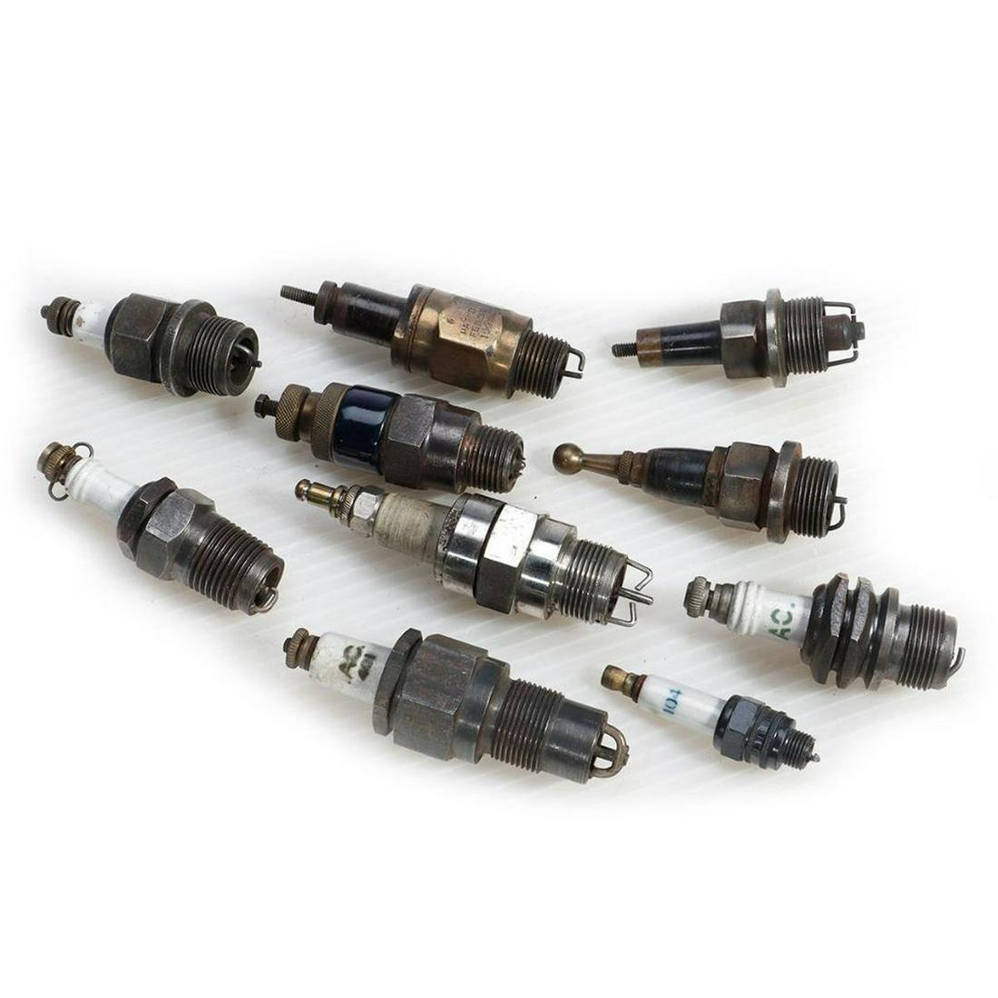 Ten Collectable Spark Plugs: A.C., A.C., A.C., A.C., Sootles, Boogie Mercedes, American Bosch, three: Ten Collectable Spark Plugs: 1. A.C. 401: Green lettering on white insulator 2. A.C. 104: Blue lettering on white insulator 3. A.C.: Green lettering on white insulator 4. A.C.: Green lettering on whit
