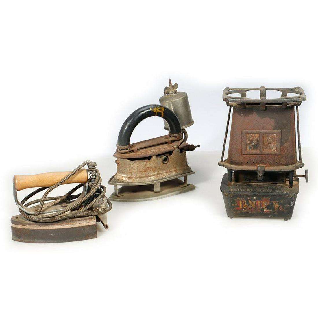 Irons: Pacific Electric Heating Co., Imperial Brass Mfg. Co., Union, Gardner, Mass. Heater. (1 of 4)