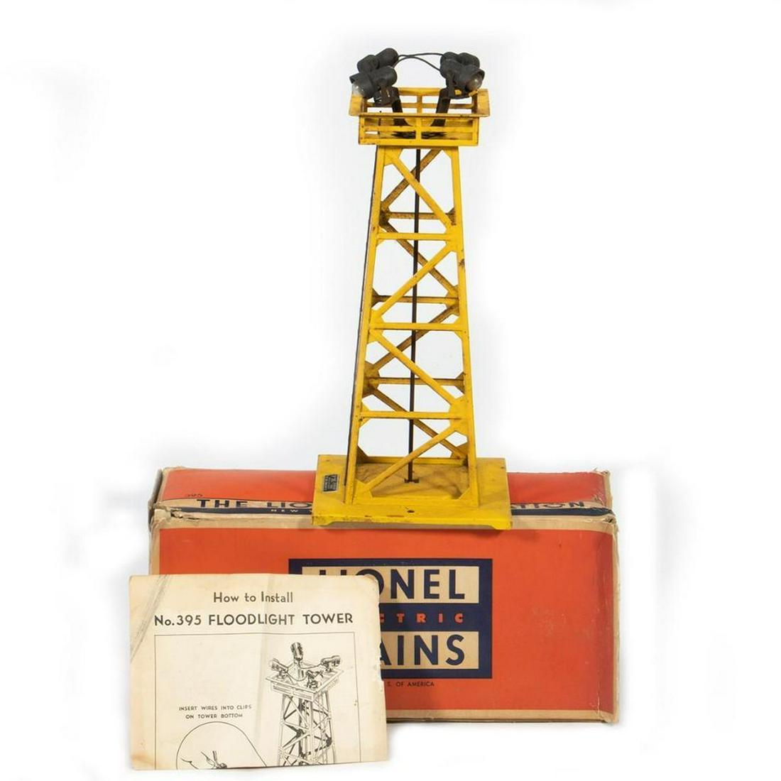Lionel Postwar 395 Yellow Floodlight Tower. Original box. (1 of 3)