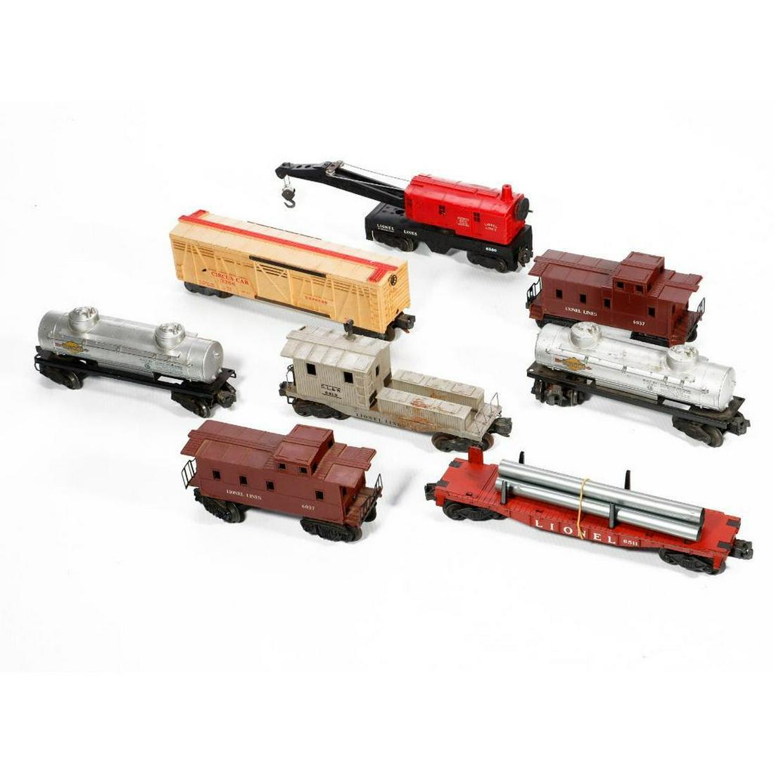 16 Lionel O Gauge Postwar and Modern Era Freight Cars (1 of 5)