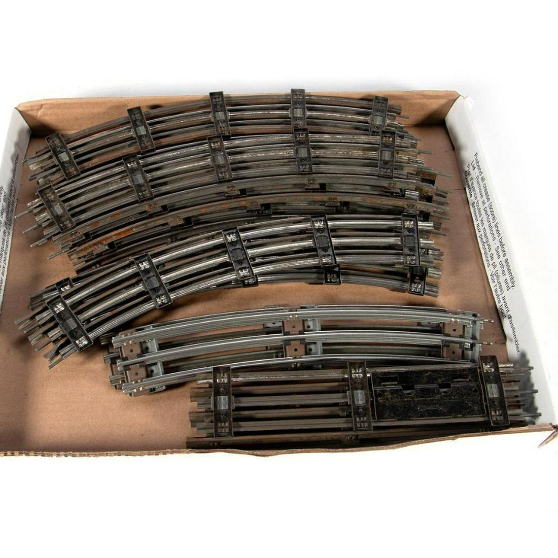 Marx O-27 profile Wide Radius Curve (16) and Uncouplers (3): Marx O-27 profile but Wide Radius Curve (16) and Uncouplers (3)