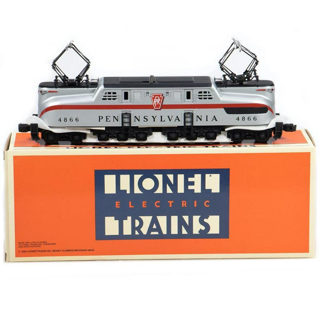 Lionel 6-18308 PRR GG-1 Electric Locomotive in original box. (1 of 4)