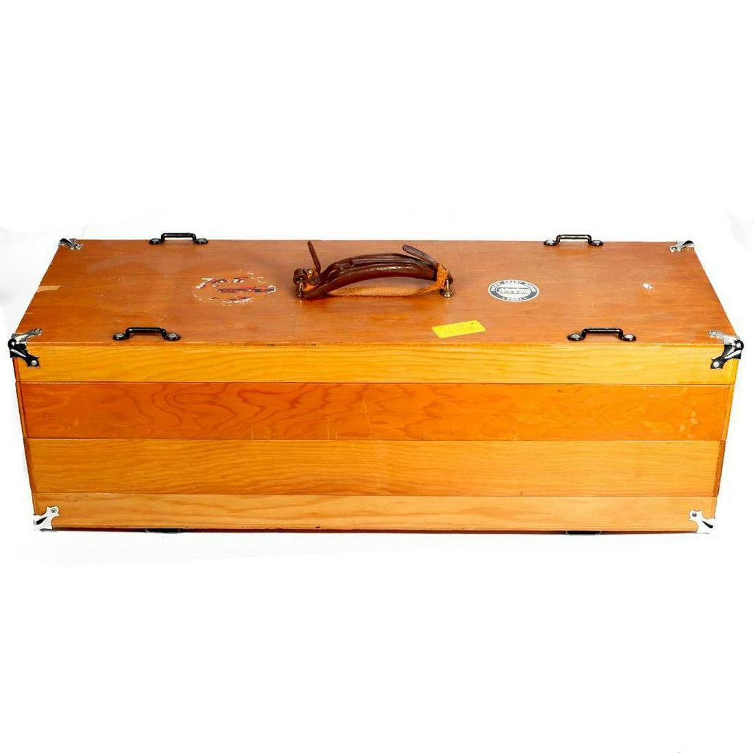 Three level wood carrying case with HO cars. (1 of 4)