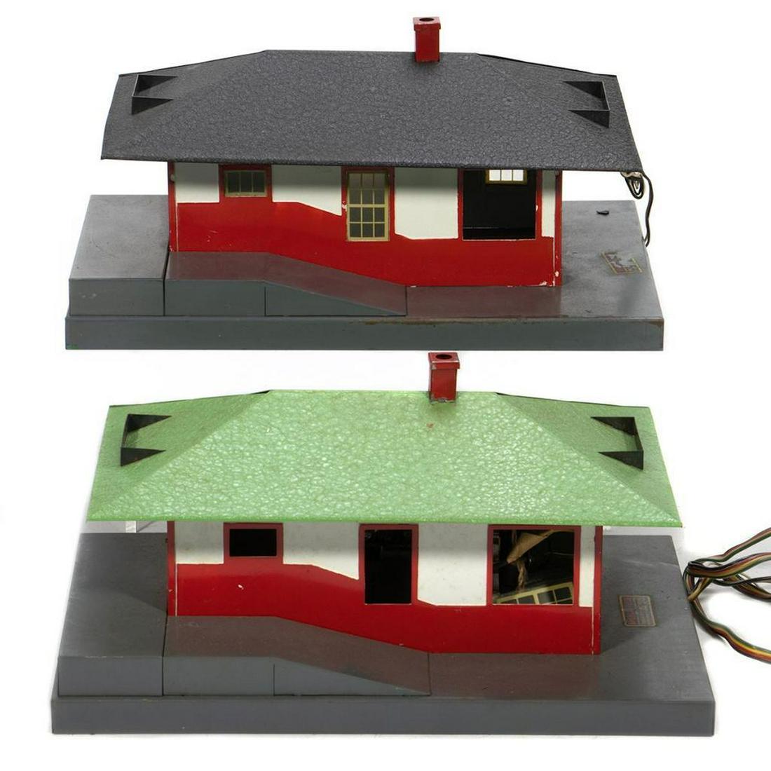 American Flyer 755 Talking Station & 589 Black Roof Station. (1 of 3)