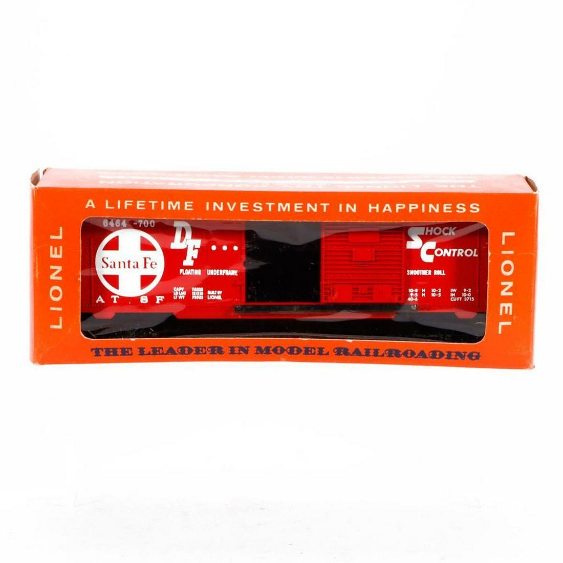 Lionel Postwar 6464-700 Santa Fe Boxcar mint in box (1 of 2)