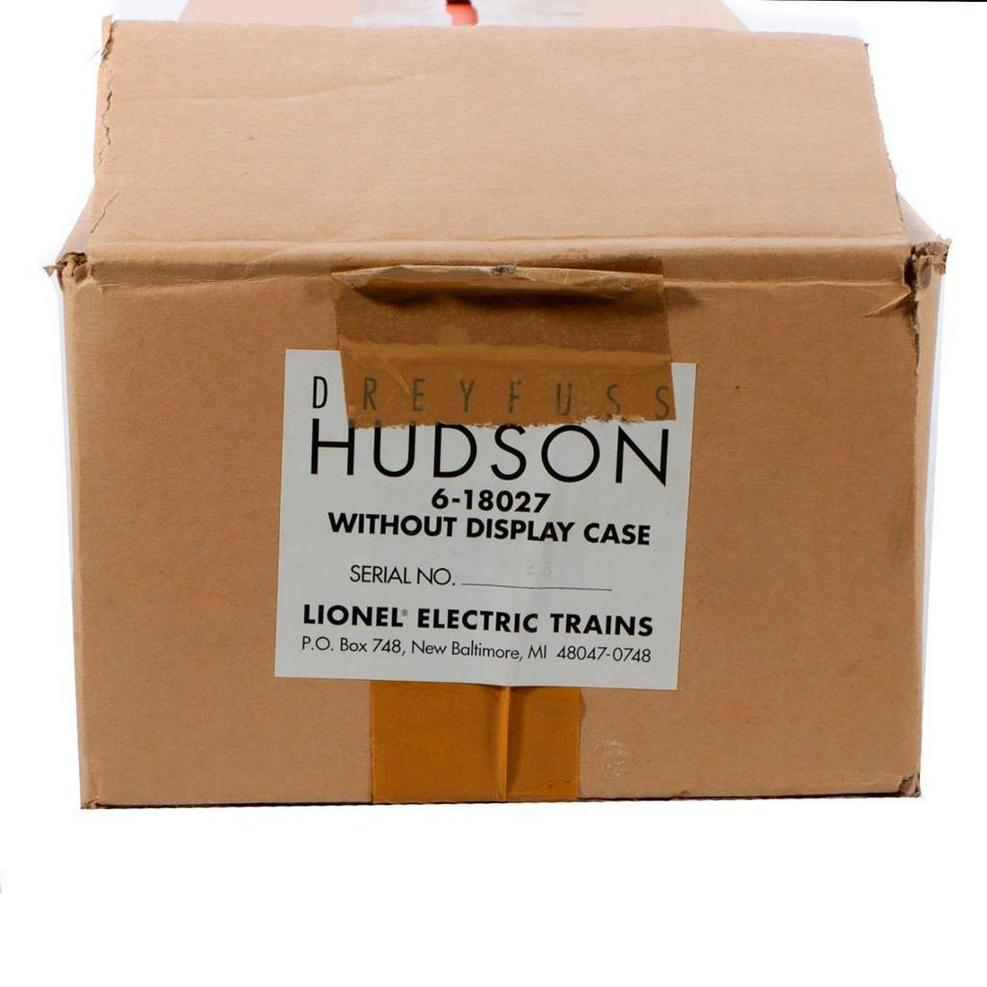 Lionel 6-18027 NYC Dreyfuss Hudson and Tender w original box (1 of 2)