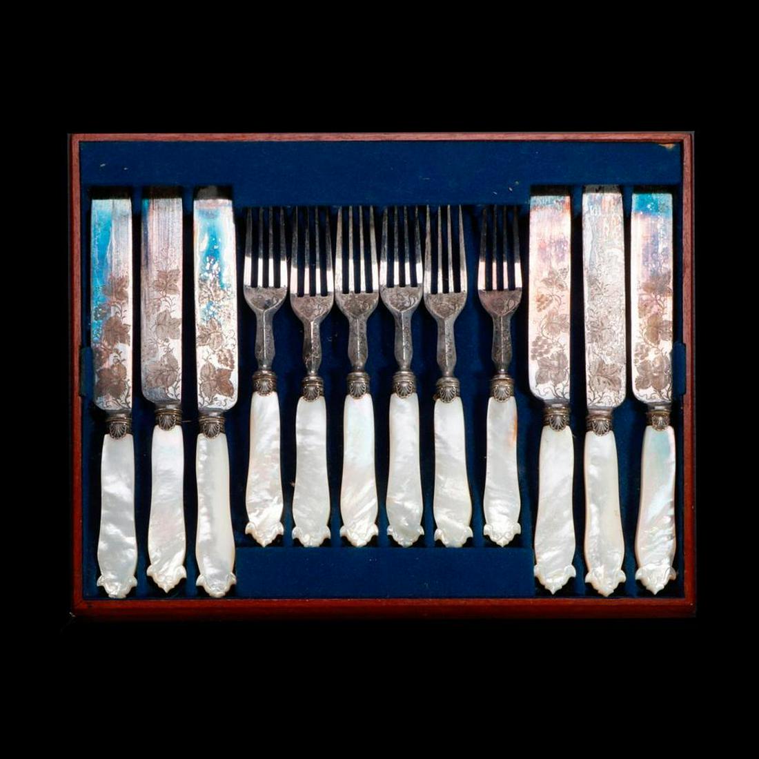 Mother-of-Pearl Handled Flatware, 24 Pieces. (1 of 4)