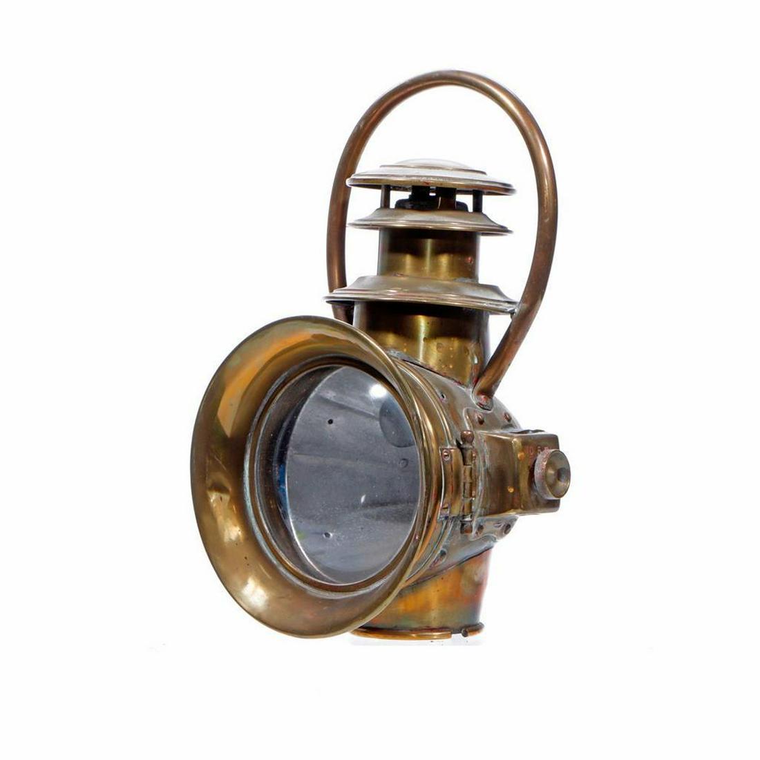 Auto Lantern with Handle. (1 of 2)