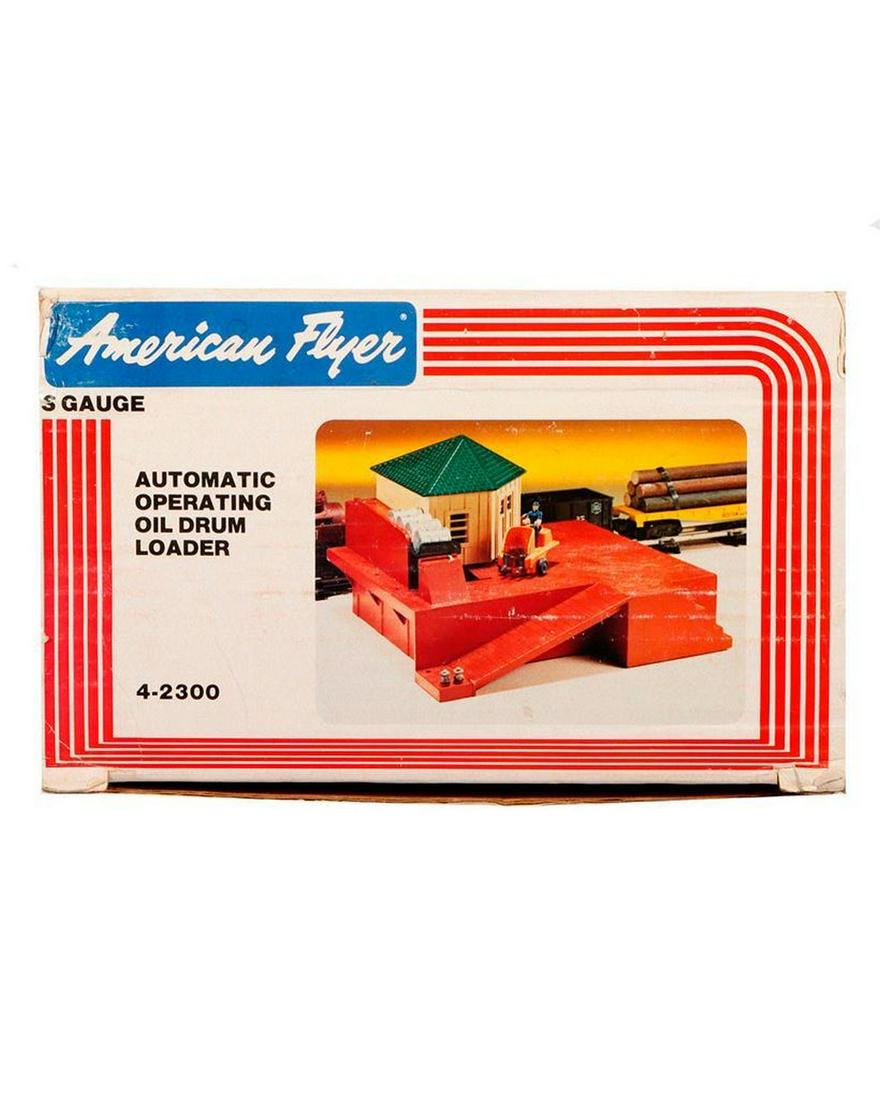 American Flyer by Lionel 4-2300 Automatic Operating Oil Drum Loader (1 of 2)