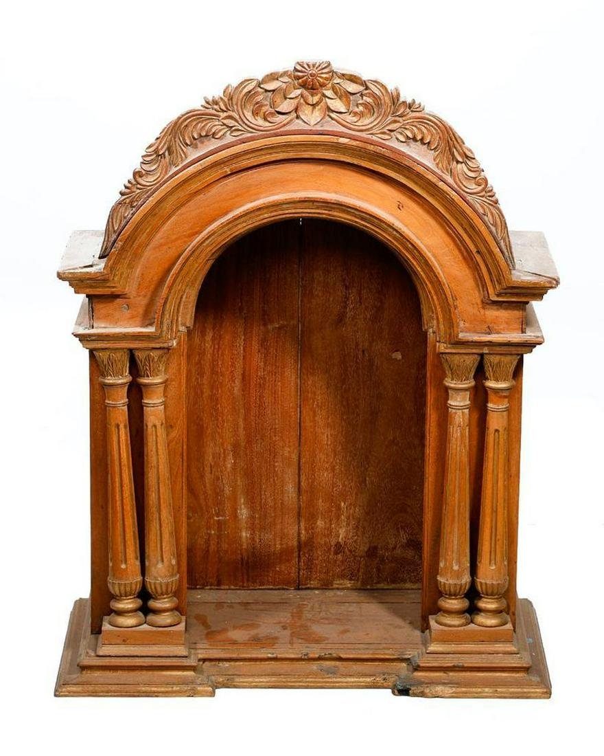 Altarpiece Saint Niche. (1 of 2)