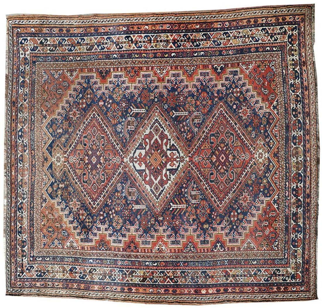 A Shiraz Rug. (1 of 2)