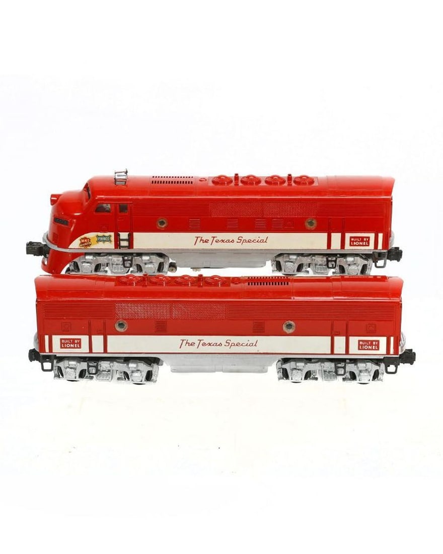 Lionel O Ga Postwar 2245 Texas Special F-3 A-B: Lionel O Gauge Postwar 2245 Texas Special F-3 2245P M-K-T Texas Special F-3 A Unit Diesel Locomotive. Wrapped in Lionel wrapping paper in original box with insert, original instructions and tube of gr