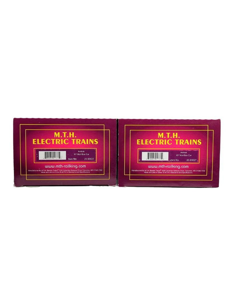 (2) MTH O Ga 20-93027 Amtrak 61' Mail Box Car: 2 MTH O Gauge 20-93027 Amtrak 61' Mail Box Car in original packaging.