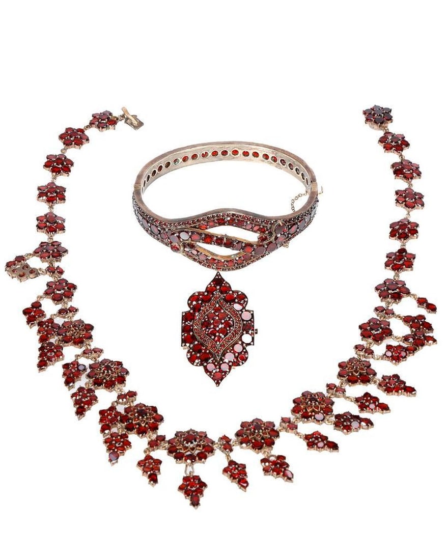 A suite of antique Bohemian garnet jewelry (1 of 4)