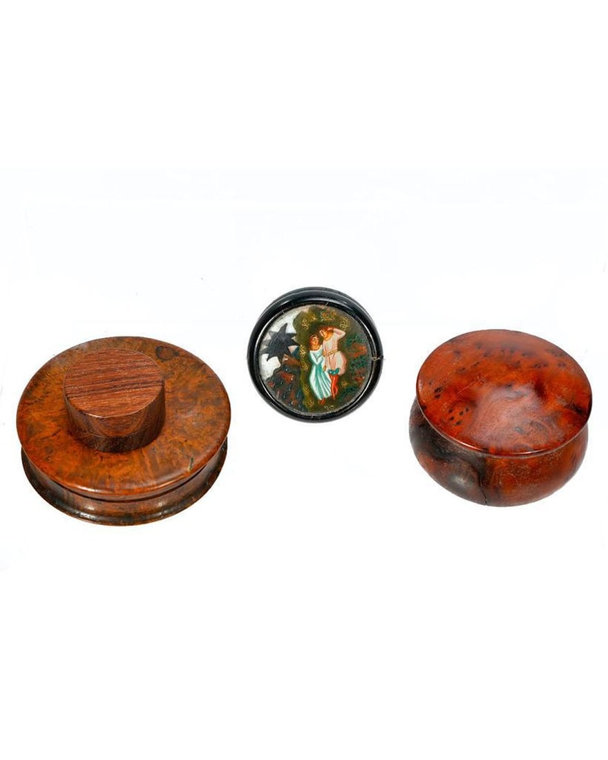 Burr Wood Snuff Box, with other small boxes. (1 of 3)
