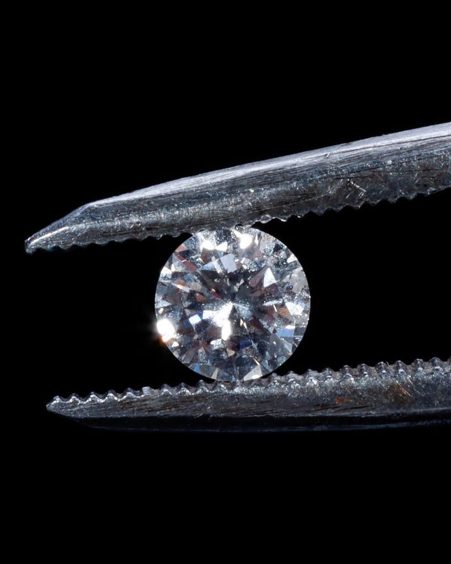 An unmounted diamond (1 of 3)