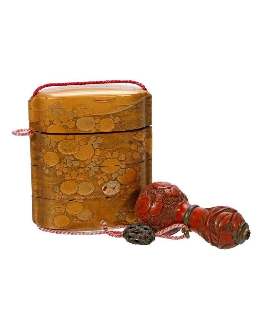 Japanese Inro with Cinnebar Lacquer Netsuke (1 of 3)