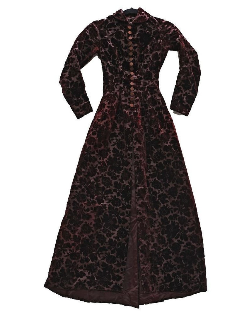 Two Edwardian Women's Coats (1 of 4)