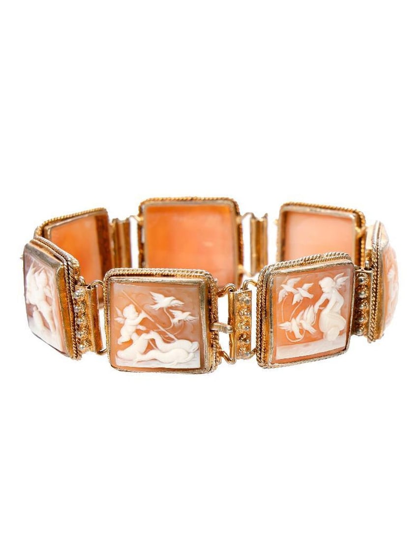 A cameo and gilt silver bracelet (1 of 4)