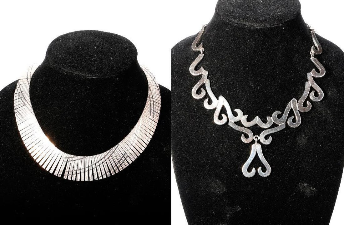 Two sterling silver necklaces (1 of 3)