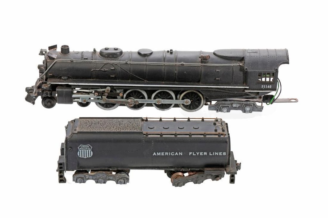 American Flyer S gauge 21140 locomotive: 1 21140 4-8-4 Northern locomotive. - cardboard wrap added