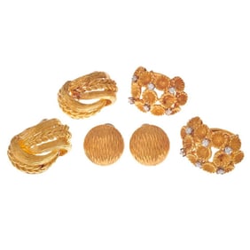 Three pairs of 18k gold clip earrings