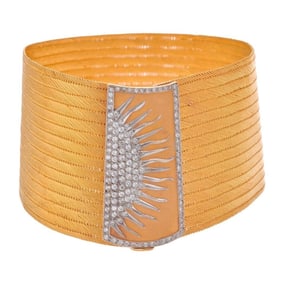 Jewel House of Minyon, A diamond and 22k gold bracelet