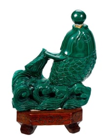 Chinese Malachite Fish Snuff Bottle