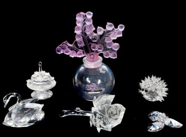 Group Lalique and Swarovski Crystal Collectibles