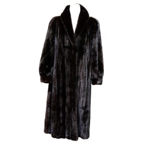 A Vintage Mink Coat (Sz M/L)