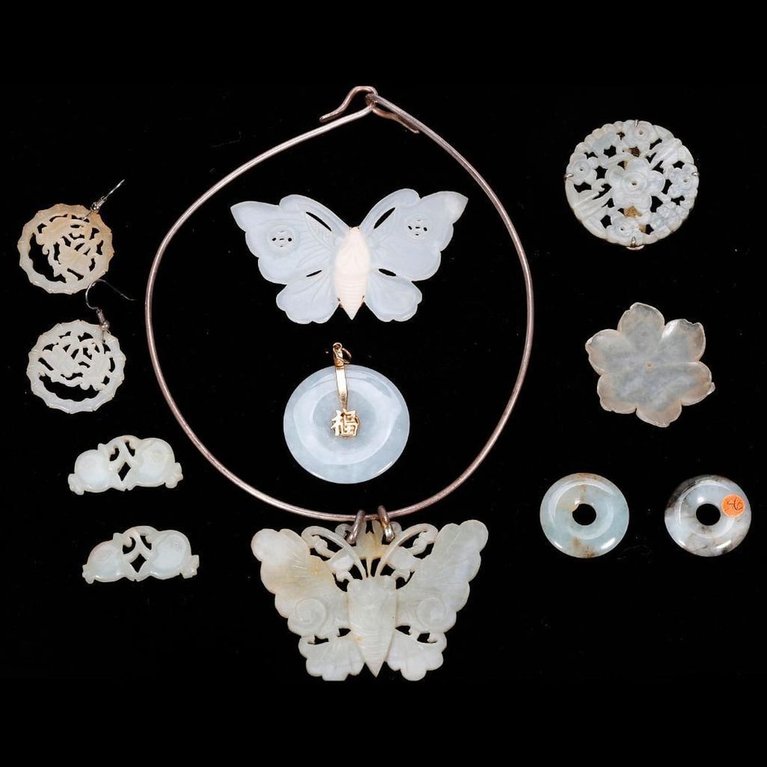 A group of jade and silver jewelry (1 of 4)