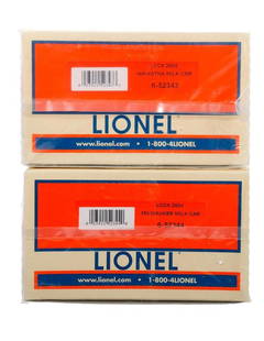 (2) Lionel O Gauge Milwaukee Road Refrigerator Cars: (2) Lionel O Gauge Milwaukee Road Lionel Collectors Club of America Refrigerator Cars. 6-52343 LCCA 2004 Milwaukee Road Hiawatha Milk Car in original packaging and shipping carton. 6-52344 LCCA 2004 M