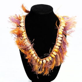 Vintage Pacific Island Cowrie Shell/Raffia Necklace
