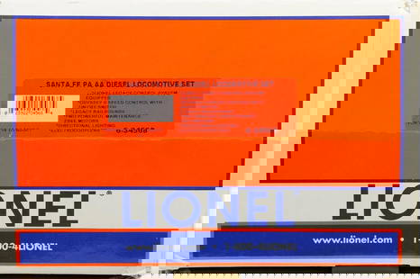 Lionel O Gauge 6-34568 Santa Fe PA-PA Diesel Locomotive Set: LIonel O Gauge 6-34568 Three Rail Santa Fe Diesel PA-PA Locomotive Set in original shelf worn box.