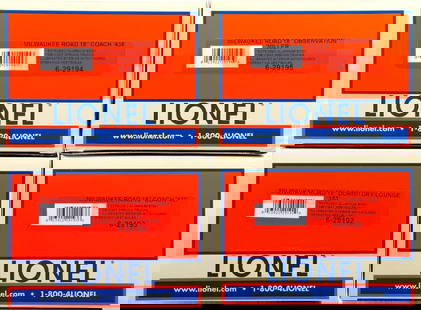 Lionel O Gauge 3-Rail 6-29191 Milwaukee Road Hiawatha 18" Car 4-Pack: Lionel O Gauge 3-Rail 6-29191 Milwaukee Road Hiawatha 18" Aluminum Car 4-Pack in original shelf worn boxes.