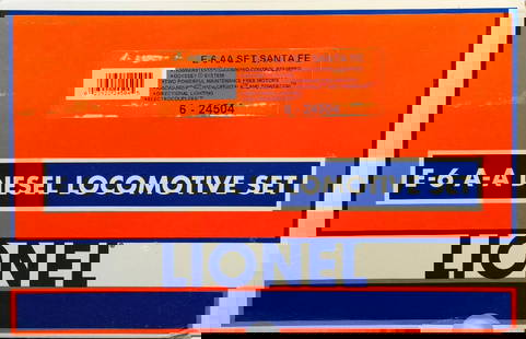 Lionel O Gauge Santa Fe E-6 A-A Diesel Locomotive Set: Lionel 6-24504 O Gauge Santa Fe E-6 A-A Diesel LocomotiveSet in Shelf worn original box