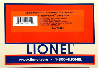 Lionel O Gauge Union Pacific 18" Stn. Sounds Diner