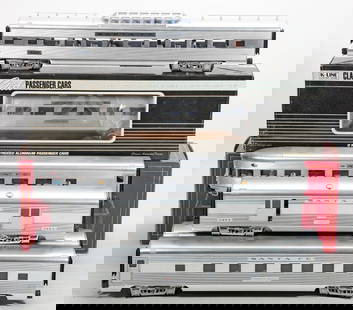 O Gauge (7) Santa Fe Streamline Passenger Car Group: O Gauge (7) Santa Fe Streamline Passenger Car Group MTH 20-68230 70 foot RPO Passenger Car RPO (Ribbed) in original shelf worn box K-Line K4630-30002 Santa Fe "Super Chief" "Vista Valley" 18 inch Alum