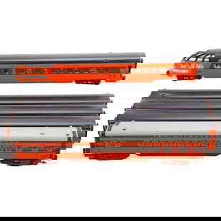 (4) K-Line O Gauge Milwaukee Road 21 inch Streamline Passenger Cars & (1) Lionel Car: (4) K-Line O Gauge 21 inch Milwaukee Road Smooth Side Streamline Passenger Cars K4600-09-01 Maple Valley Diner Dell Rapids Observation 540 Coach 121 Diner Lionel O Gauge Milwaukee Road fluted side Coa