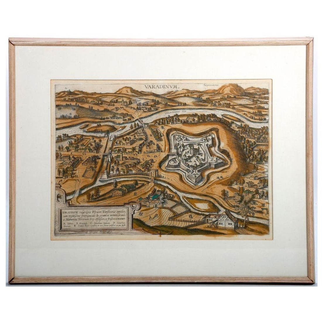 Map of Varadinum Hungary, Braun and Hogenberg: BRAUN, GEORG (1541-1622); HOGENBERG, FRANS (1535-1590). Birds-eye-view pictorial map engraving of Varadinum (Oradea Romania). 1595 edition. Center fold; hand colored. Condition: appears good overall.