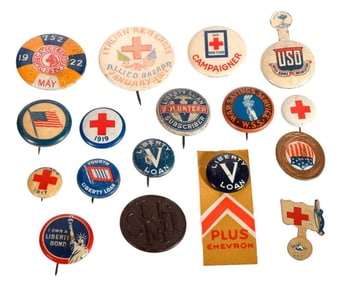 Group of WWI/WWII and Red Cross Pins/Buttons