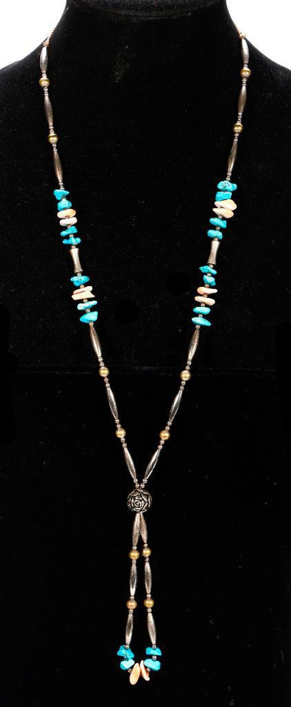 Vintage Native American Southwest jewelry: Vintage Southwest Navajo Turquoise and shell Heishi Necklace. Length: 19 inches. Condition Good (no breaks)
