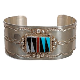 Vintage Native American Southwest Cuff Bracelet